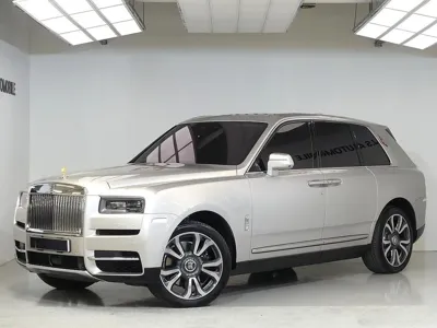 Rolls-Royce Cullinan · 2023 год