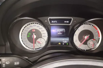 Mercedes-Benz GLA 2015, 34000 км, за 53771.94 CNY - фото 12
