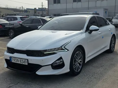 Kia K5 · 2022 год