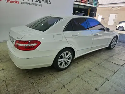 Mercedes-Benz E-Class 2013, 109208 км, за 9300000 KRW