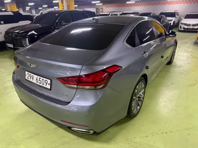 Hyundai Genesis 2015, 64034 км, за 12990000 KRW - фото 5