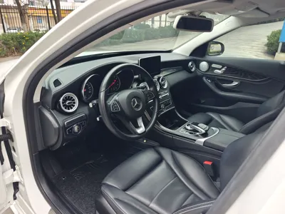Mercedes-Benz C-Class 2018, 62200 км, за 134385.69 CNY - фото 13