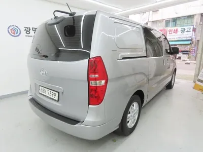 Hyundai Starex 2021, 50000 км, за 17500000 KRW - фото 3