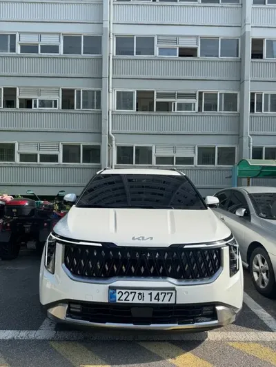 Kia Canival 2025, 2200 км, за 41080000 KRW - фото 2