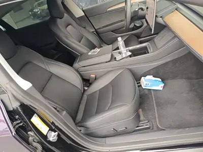 Tesla Model 3 2023, 27500 км, за 184300 CNY - фото 25