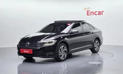 Volkswagen Jetta · 2021 год