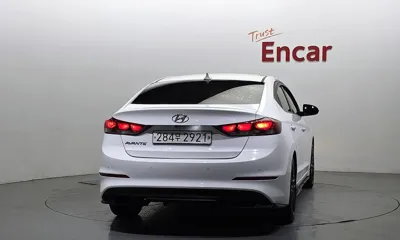 Hyundai Avante 2018, 119982 км, за 8900000 KRW
