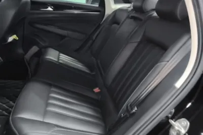 Volkswagen Passat 2020, 30800 км, за 87872 CNY - фото 26