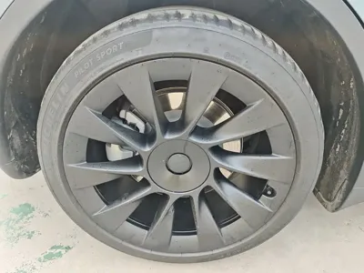 Tesla Model Y 2022, 80000 км, за 148000 CNY - фото 15