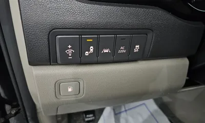 Kia Canival 2018, 155754 км, за 12900000 KRW - фото 13
