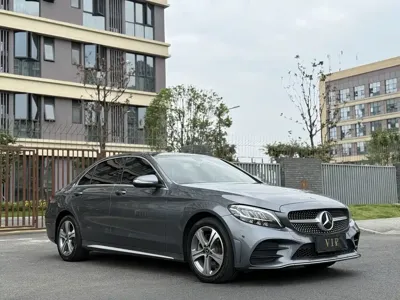Mercedes-Benz C-Class 2020, 120000 км, за 109800 CNY - фото 3