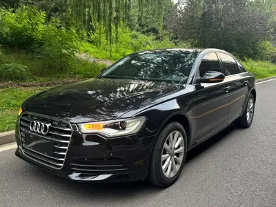 Audi A6L · 2015 год
