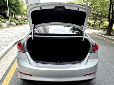 Hyundai Avante 2016, 70766 км, за 10500000 KRW - фото 8