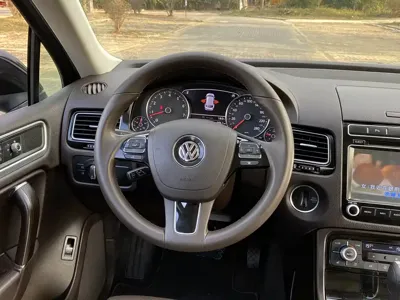 Volkswagen Touareg 2017, 198000 км, за 106800 CNY - фото 16