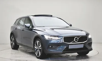 Volvo V60 2020, 96400 км, за 21800000 KRW