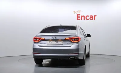 Hyundai Sonata 2015, 186627 км, за 5800000 KRW