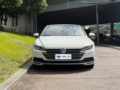 Volkswagen CC 2019, 70000 км, за 93800 CNY - фото 2