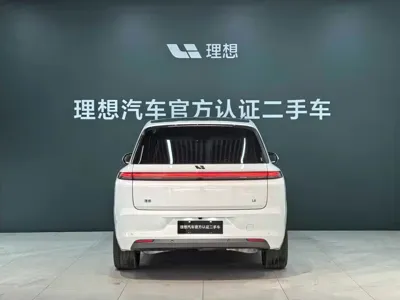Li Auto Li L8 2026, 100 км, за 285800 CNY