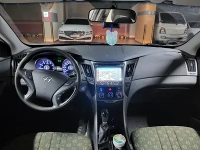Hyundai Sonata 2013, 179317 км, за 3350000 KRW - фото 9
