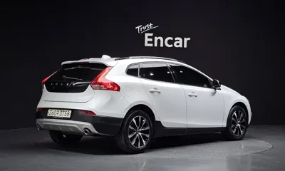 Volvo V40 2019, 58342 км, за 14500000 KRW