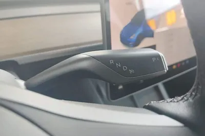 Tesla Model Y 2021, 60400 км, за 172077 CNY - фото 16