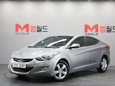 Hyundai Avante · 2011 год