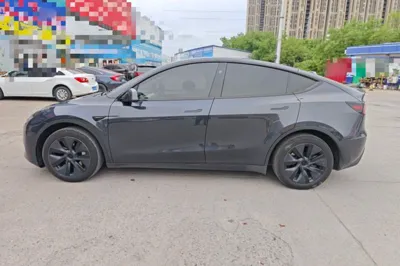 Tesla Model Y 2024, 53000 км, за 196719.64 CNY - фото 13