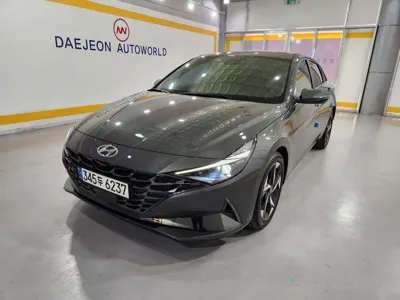 Hyundai Avante · 2021 год