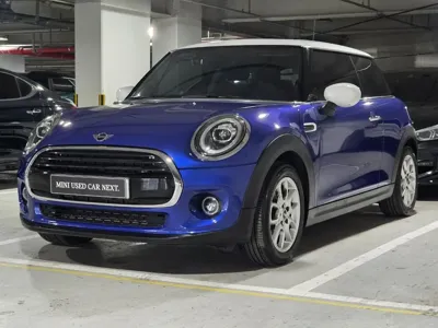 MINI Cooper · 2021 год