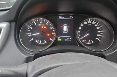 Nissan X-Trail 2017, 52100 км, за 67935.63 CNY - фото 8