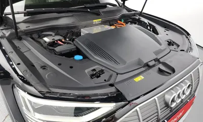 Audi e-tron 2020, 59677 км, за 45890000 KRW - фото 6
