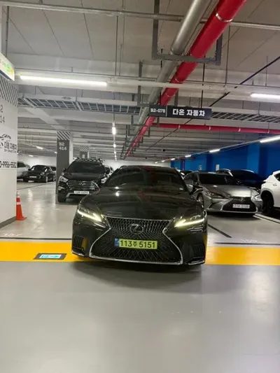 Lexus LS 2023, 70362 км, за 98000000 KRW
