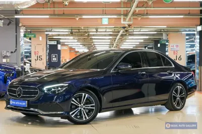 Mercedes-Benz E-Class · 2022 год
