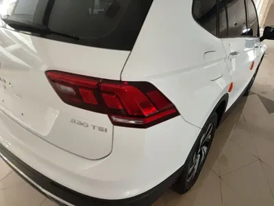 Volkswagen Tiguan L 2022, 81500 км, за 89900 CNY - фото 24