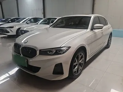 BMW i3 · 2023 год