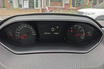 Peugeot 308 2016, 53400 км, за 41984.26 CNY - фото 8