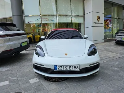 Porsche 718 2024, 6000 км, за 108670000 KRW - фото 5