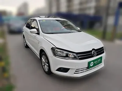 Volkswagen Jetta 2015, 103500 км, за 16700 CNY