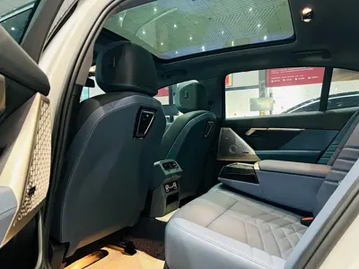 BMW 5 Series 2024, 39000 км, за 269800 CNY - фото 6