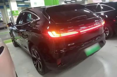Seres SF5 2021, 40400 км, за 81208.54 CNY