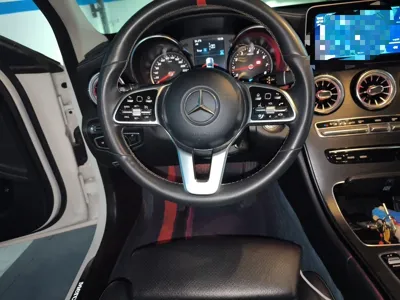 Mercedes-Benz C-Class 2019, 154700 км, за 101167.38 CNY - фото 11