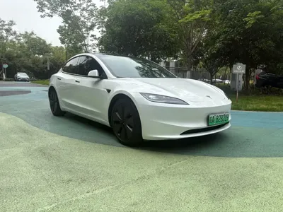 Tesla Model 3 2023, 68000 км, за 153800 CNY