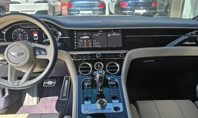 Bentley Continental 2023, 3800 км, за 284000000 KRW - фото 9
