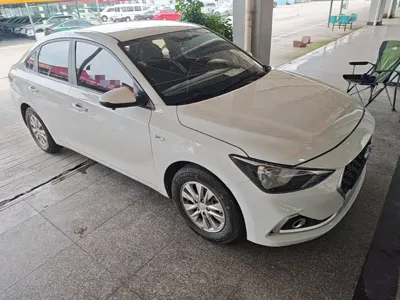 Hyundai Elantra 2020, 50199 км, за 33700 CNY