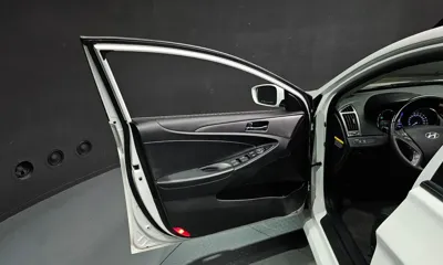 Hyundai Sonata 2012, 81363 км, за 6500000 KRW - фото 24