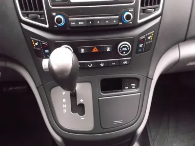 Hyundai Starex 2019, 119775 км, за 14800000 KRW - фото 11