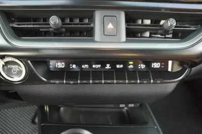 Lexus UX 2025, 26930 км, за 41900000 KRW - фото 9