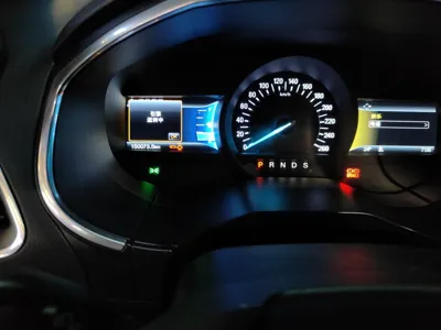 Ford Edge 2016, 150000 км, за 56804.09 CNY - фото 13