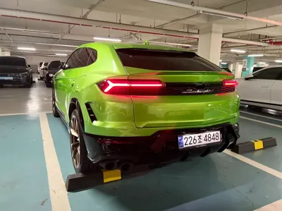 Lamborghini Urus 2025, 2100 км, за 440670000 KRW