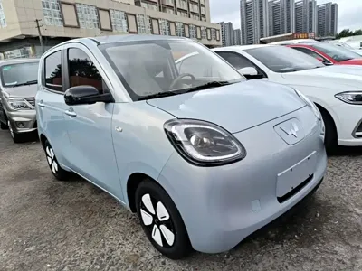 Wuling MINIEV 2025, 9000 км, за 37200 CNY